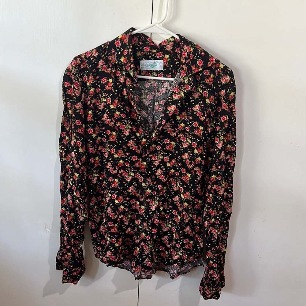 Seaplane rayon button down size small (runs large)